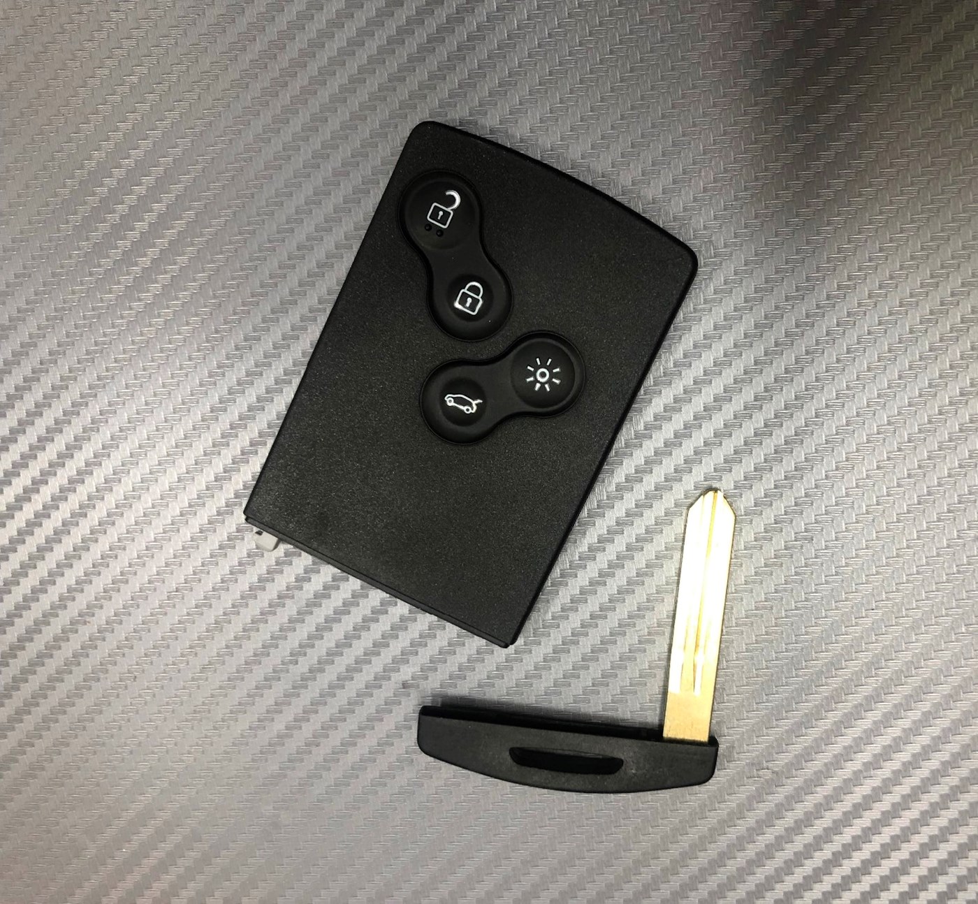 מפתח כרטיס לרנו מפתח כרטיס לרנו בירושלים